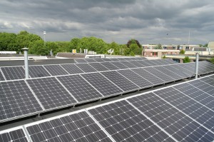 PV-systeem, 64 panelen; Houten